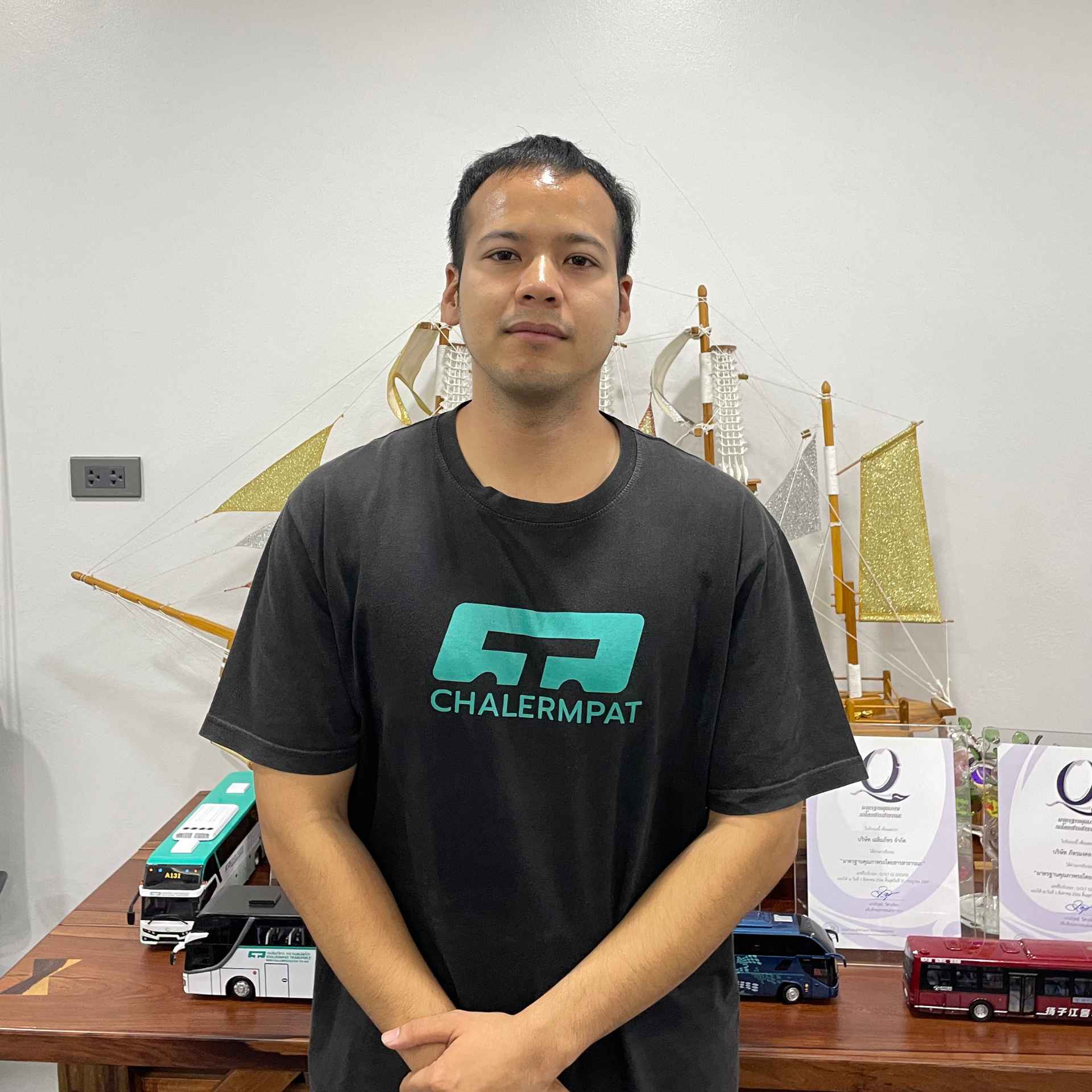 บริษัท เฉลิมภัทรทรานสปอร์ต จำกัด